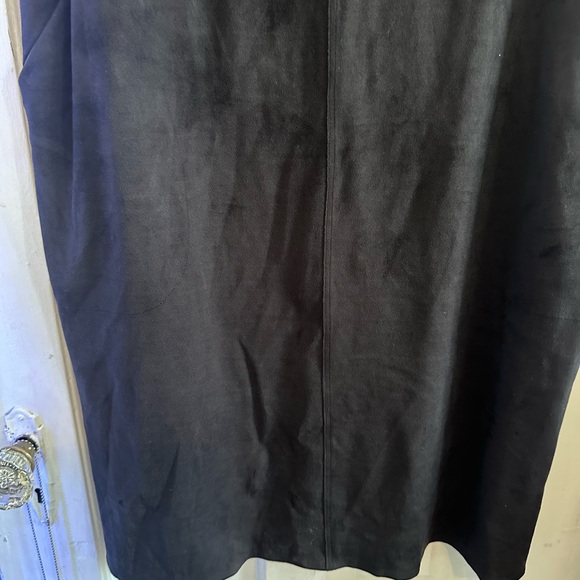 Dress - Picture 4 of 15